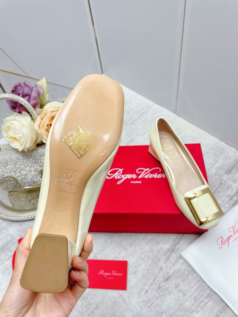 Roger Vivier flat shoes